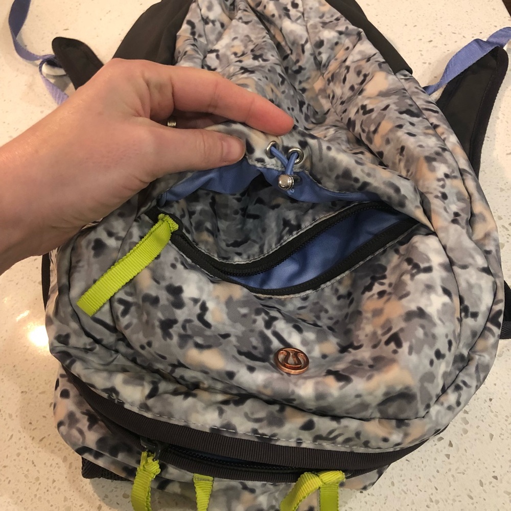 Lululemon hiking pack
